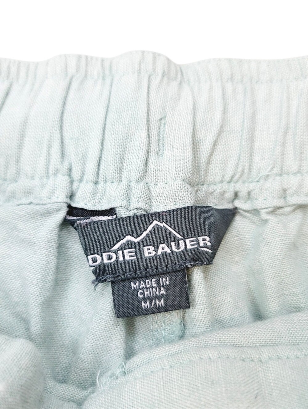 Eddie Bauer Linen-Blend Pull-On Cuffed Drawstring Utility Shorts in Mint Size M - Picture 5 of 9